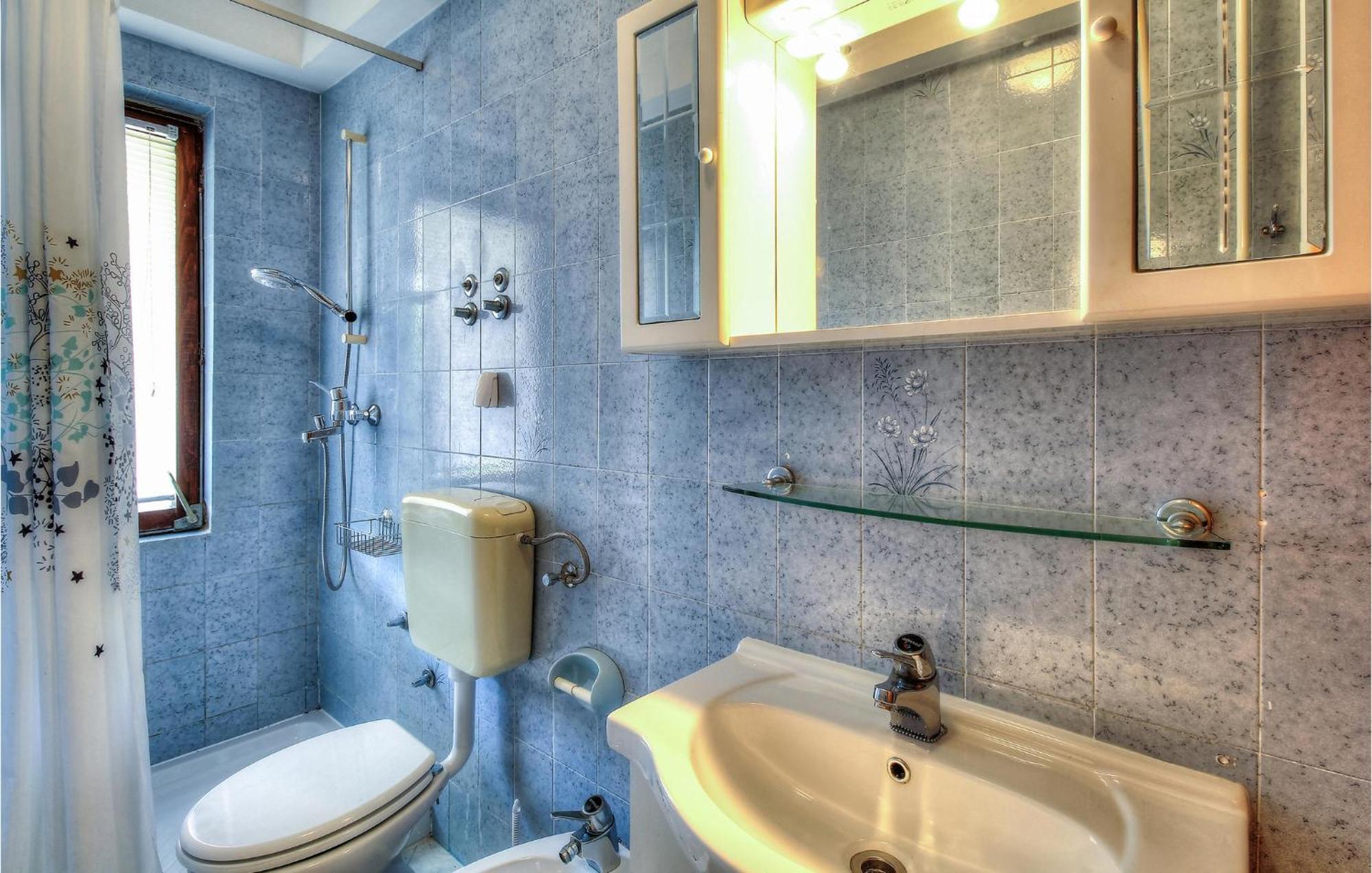Amazing Apartment In Porec With Wifi Екстер'єр фото